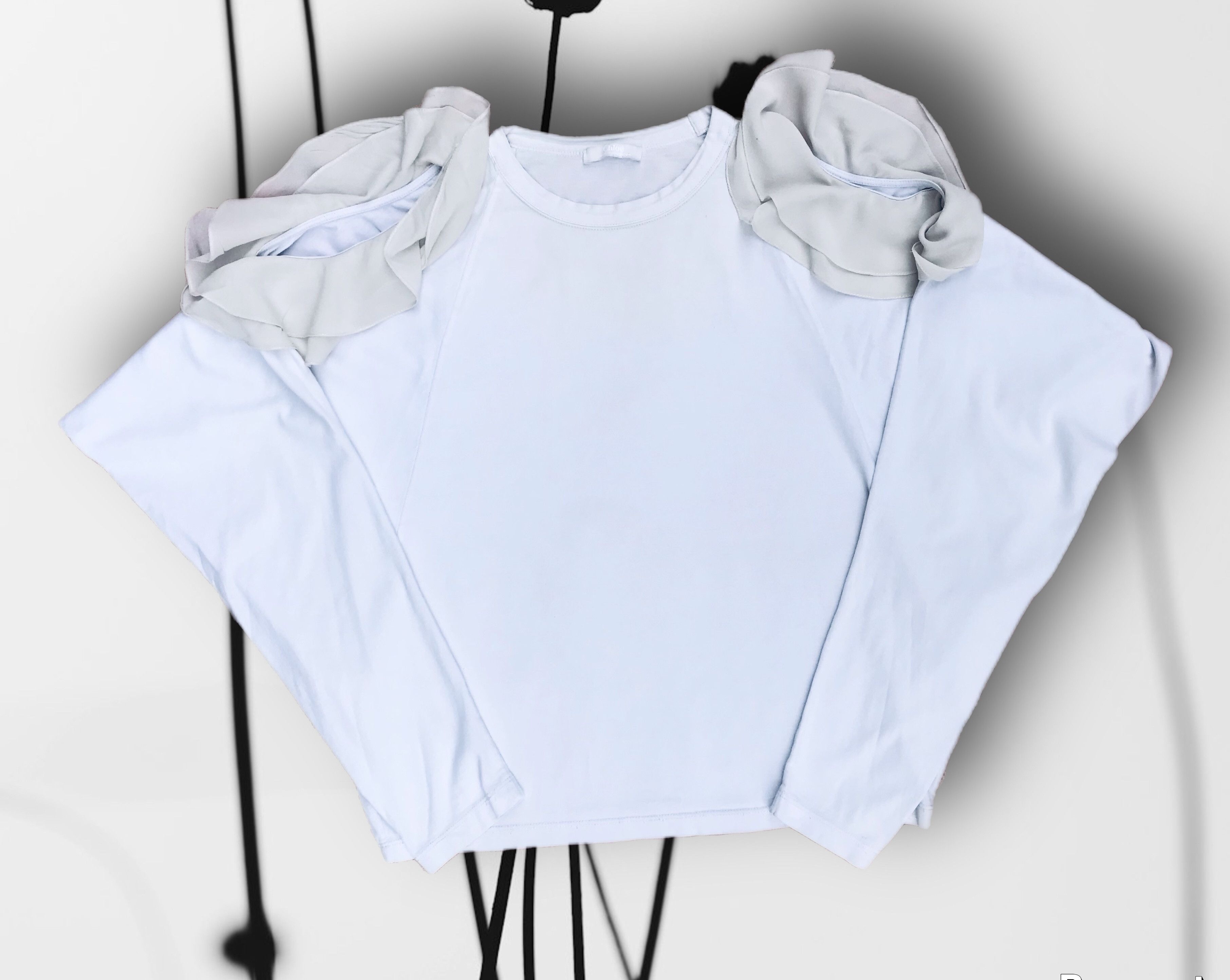 Chloe Chloe Longsleeve Shirt Top Off the shoulder with lace Size S / US 4 / IT 40 - 1 Thumbnail