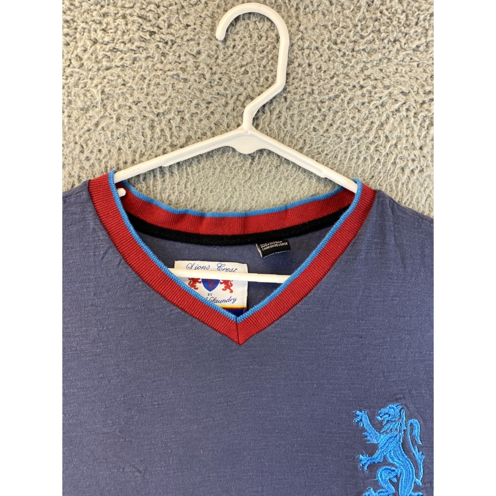 English Laundry Lions Crest Shirt Mens Adult L Gray Red Logo Jersey Short Sleeve Casual /91-55 - English Laundry T-Shirt Men’s Regular Fit All Seasons Logo Tee Size US XXL / EU 58 / 5 - 4 Thumbnail