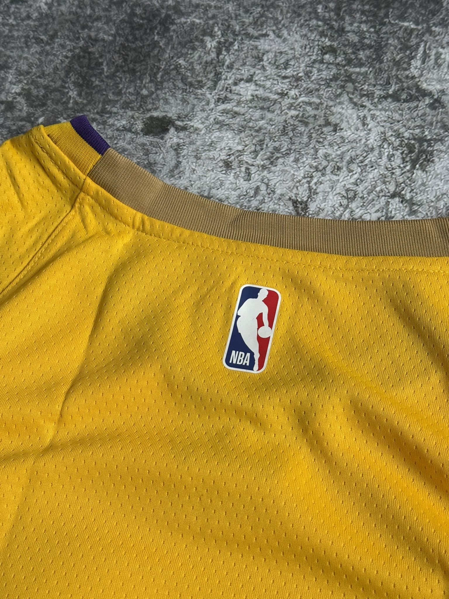 Nike LOS ANGELES LAKERS JERSEY NBA BASKETBALL SWINGMAN Nike L Size US L / EU 52-54 / 3 - 11 Thumbnail