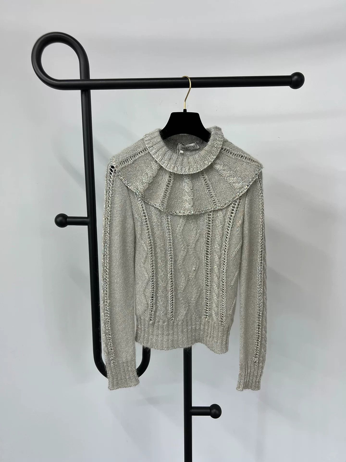 Valentino Valentino Gray Ruffled Collar Knit Sweater Size US S / EU 44-46 / 1 - 1 Thumbnail