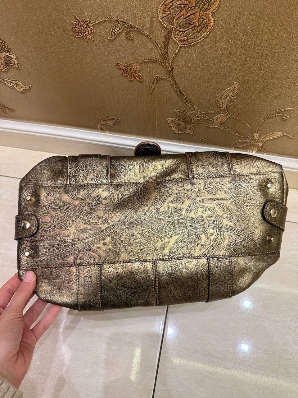 Just Cavalli Just Cavalli Gold Patterned Leather Buckle Bag Size ONE SIZE - 5 Thumbnail