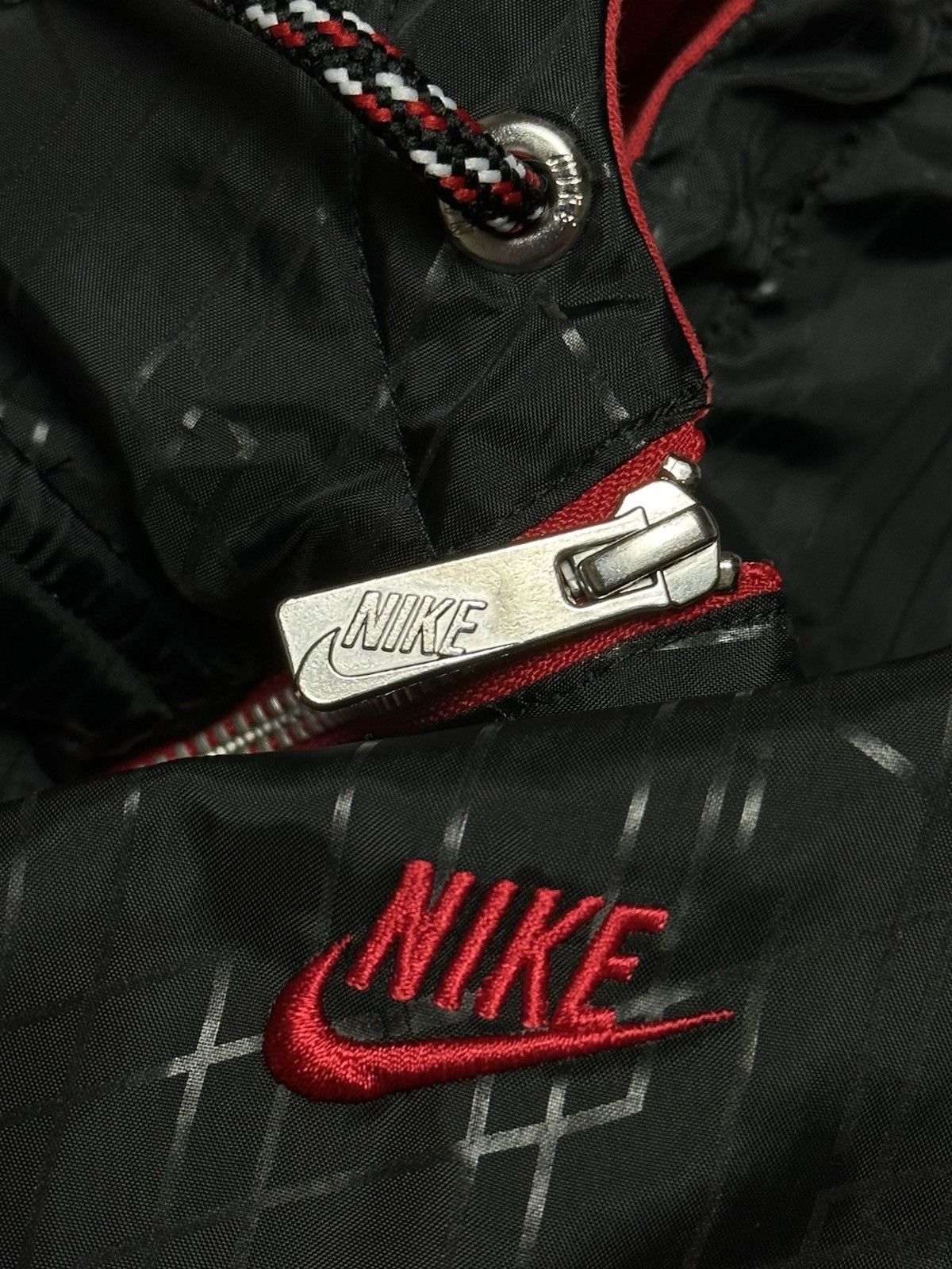 Nike Vintage Nike Red Zip Up Hoodie Size US L / EU 52-54 / 3 - 7 Thumbnail