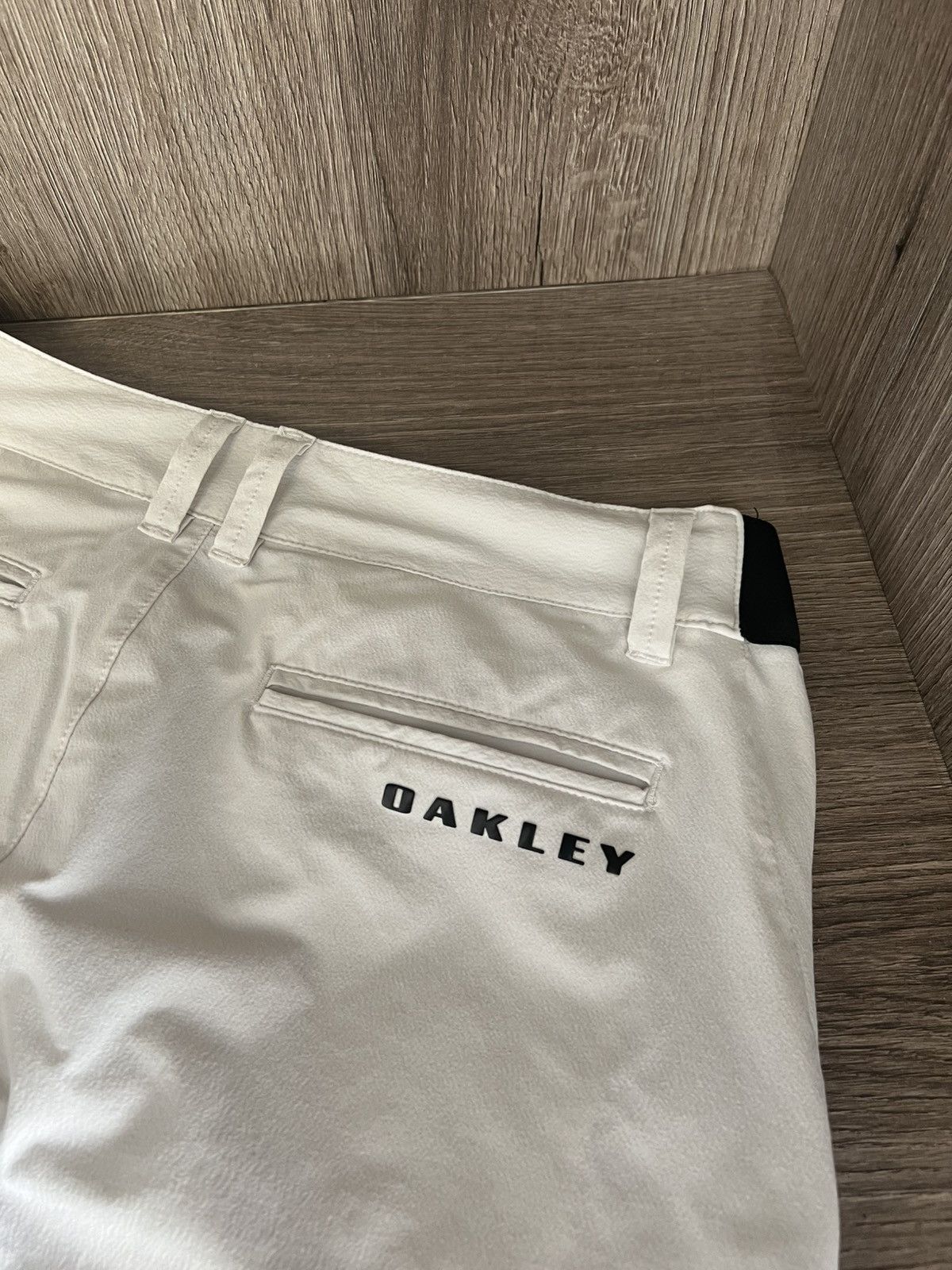 Oakley Oakley white shorts Men’s Size US 32 / EU 48 - 4 Thumbnail