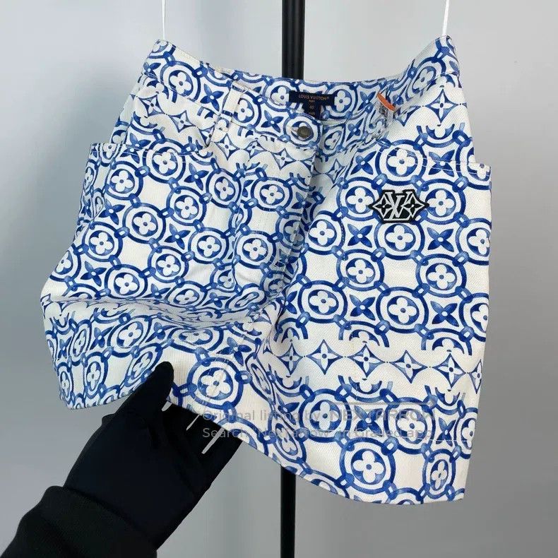 Louis Vuitton Louis Vuitton skirt Size 39" - 3 Thumbnail
