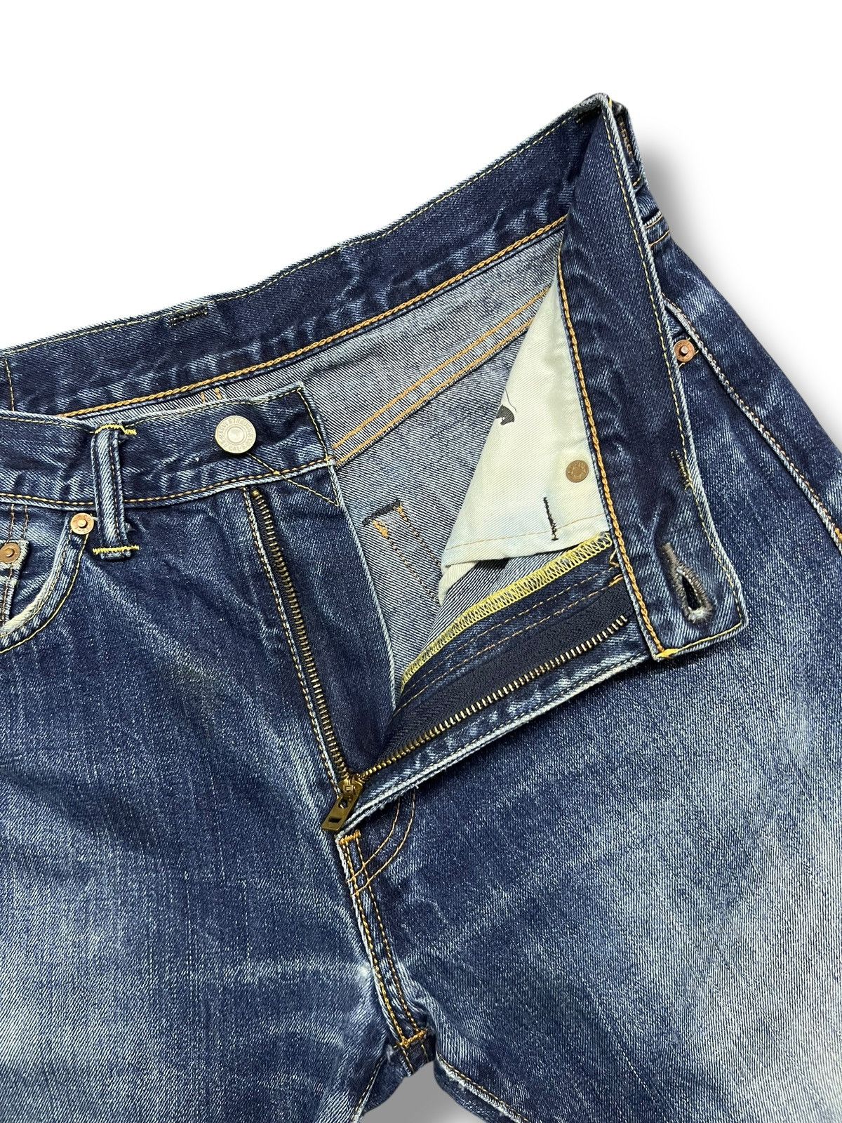 Levi's Vintage Levi’s 505 - Faded Wash, Distressed Denim Size US 32 / EU 48 - 10 Thumbnail