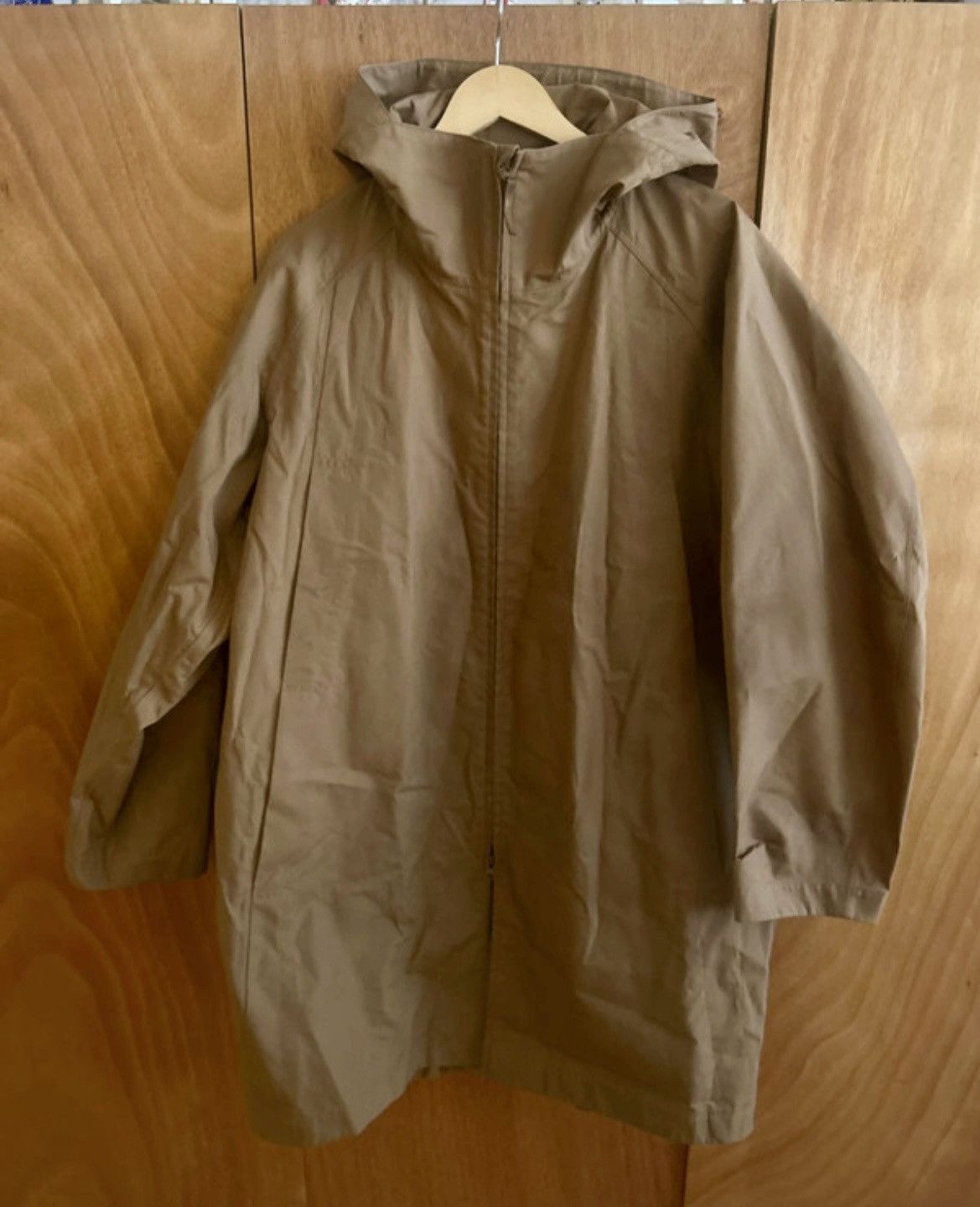 Lemaire × Uniqlo Uniqlo U Lemaire Oversized Shell Jacket Beige M Size US M / EU 48-50 / 2 - 7 Thumbnail
