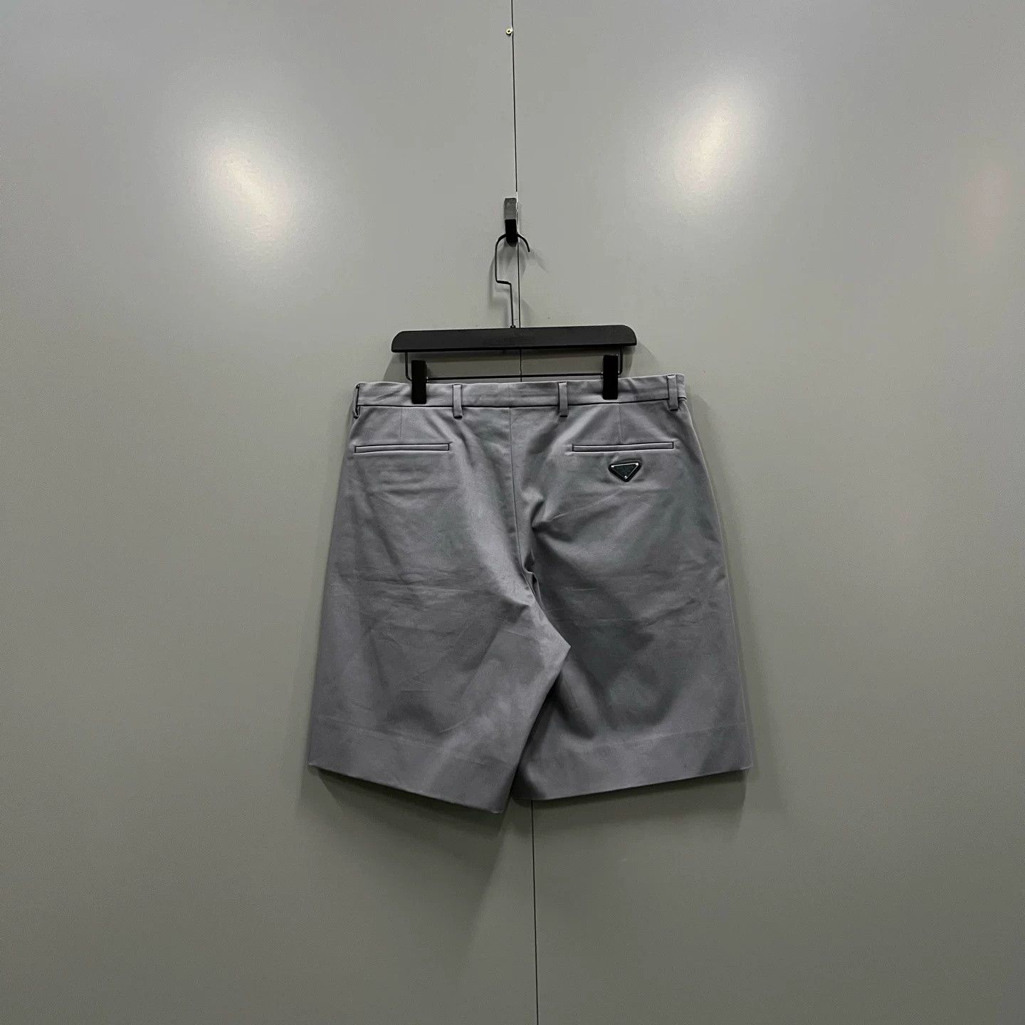 Prada Prada Gray Triangle Logo Shorts Size US 35 - 2 Thumbnail