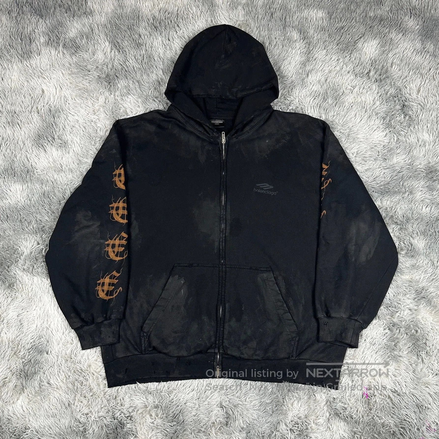 Balenciaga balenciaga logo zip-up hoodie in unique color. Size US XL / EU 56 / 4 - 1 Thumbnail
