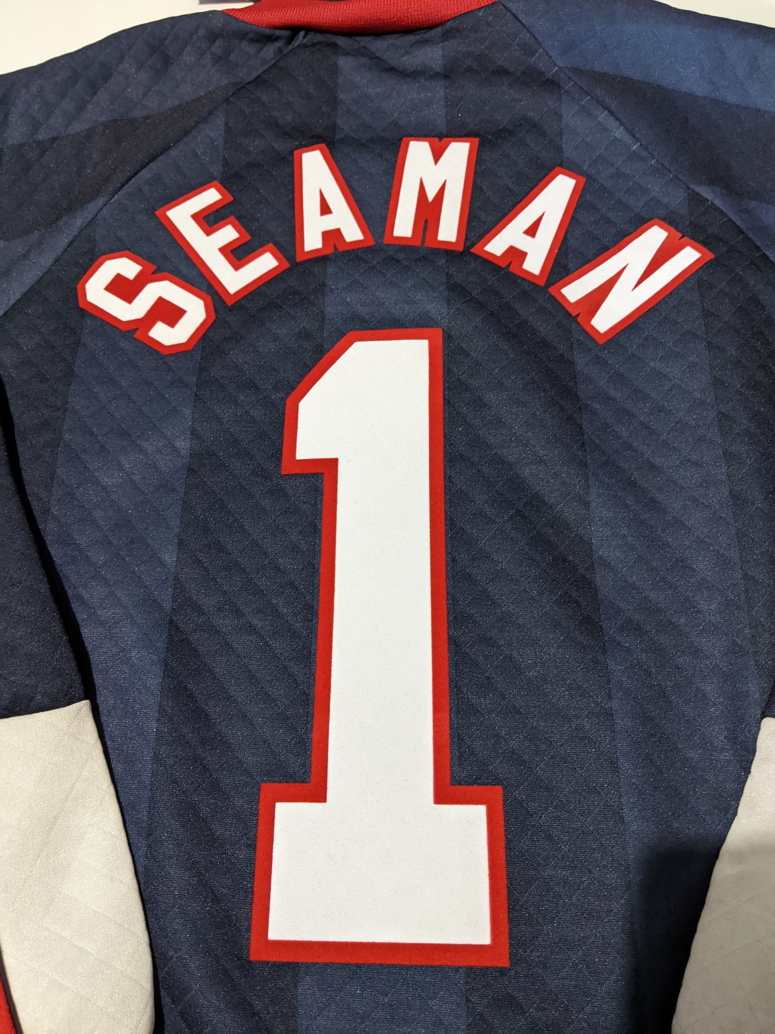 Umbro England 1997-98 Away Goalkeeper seaman football shirt Size US S / EU 44-46 / 1 - 3 Thumbnail