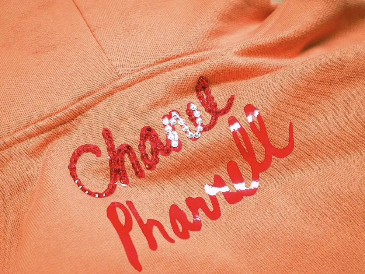Chanel Chanel x Pharrell Williams M Embroidered Orange Logo Hoodie Size US M / EU 48-50 / 2 - 7 Thumbnail