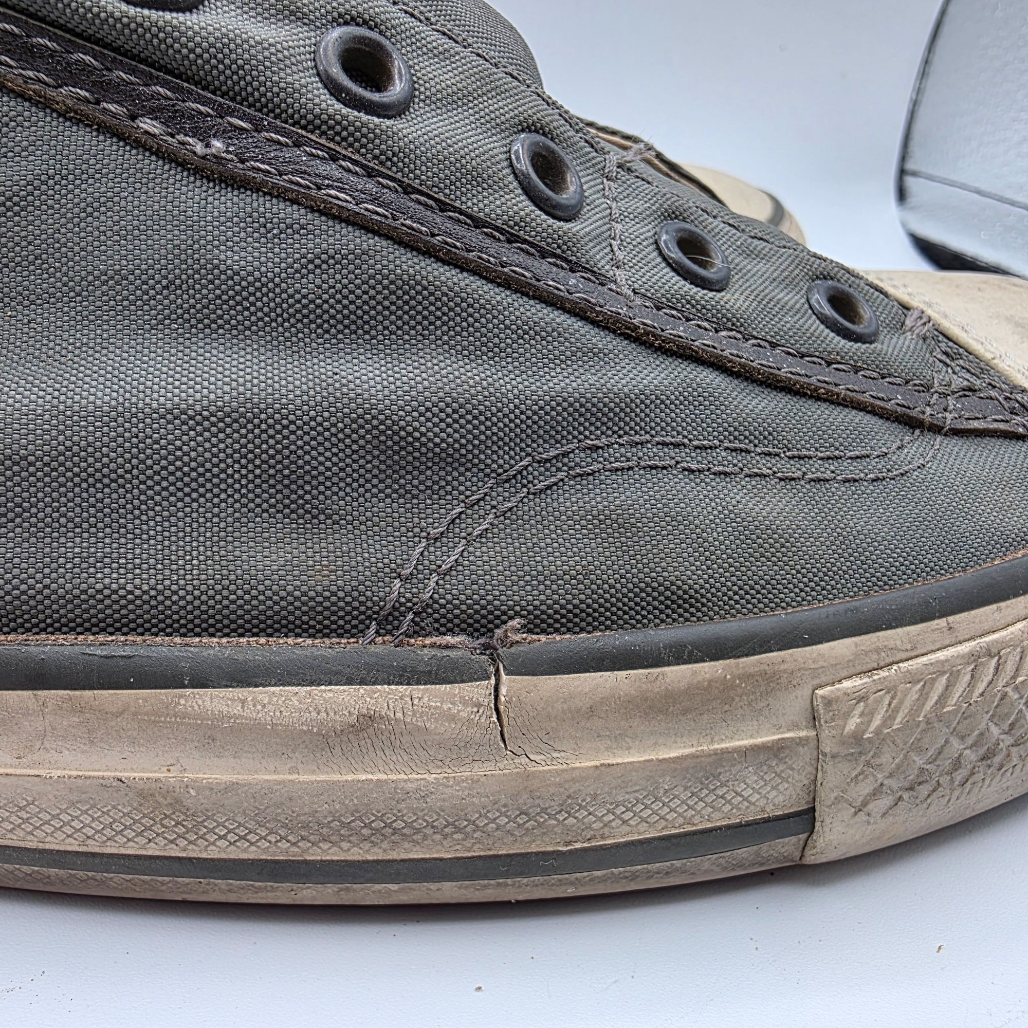 Converse × John Varvatos Converse x John Varvatos Mens Size 11 Nickel Gray Shoes Casu Size US 11 / EU 44 - 8 Thumbnail