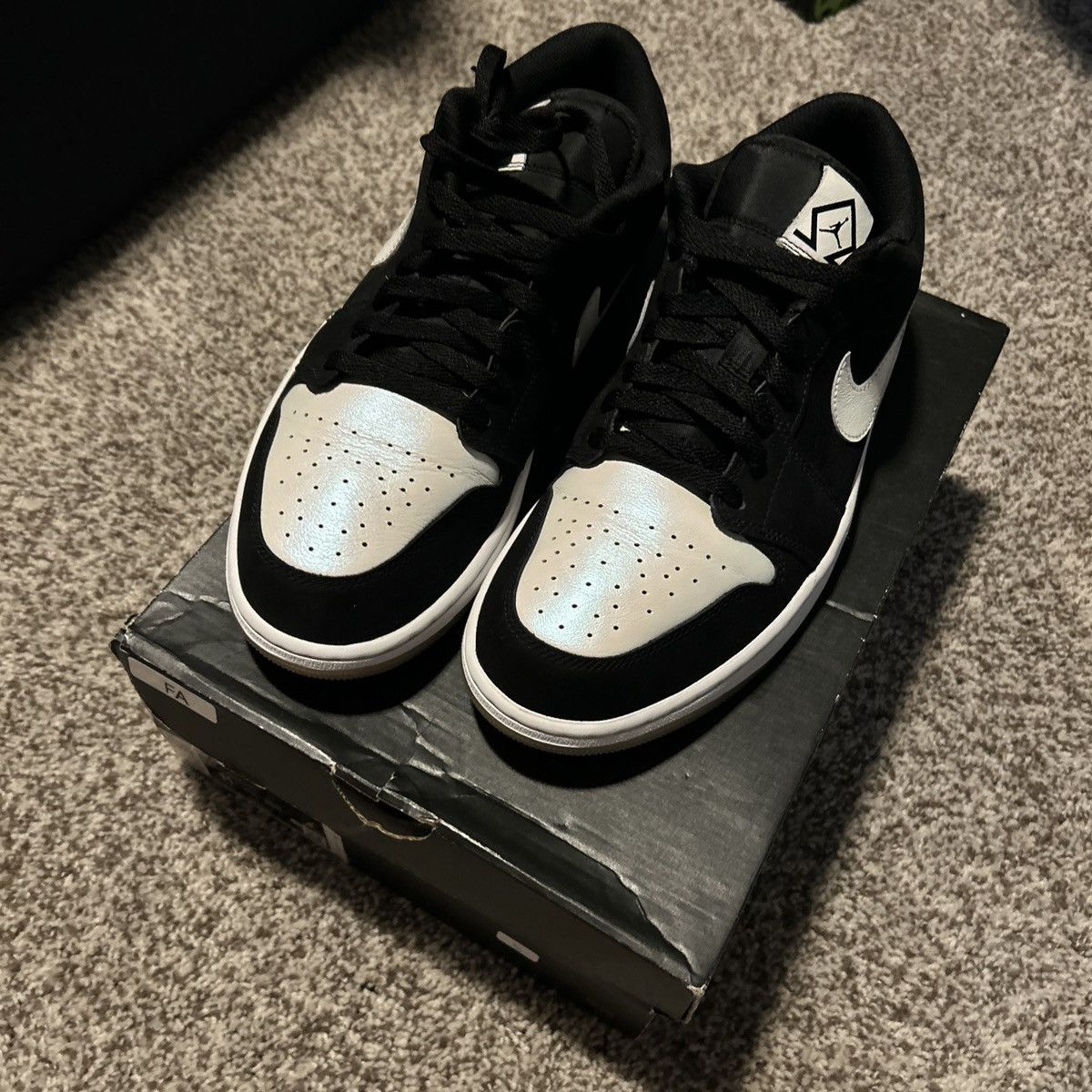 Jordan Brand Jordan 1 low Diamond Turf Size US 11 / EU 44 - 10 Thumbnail