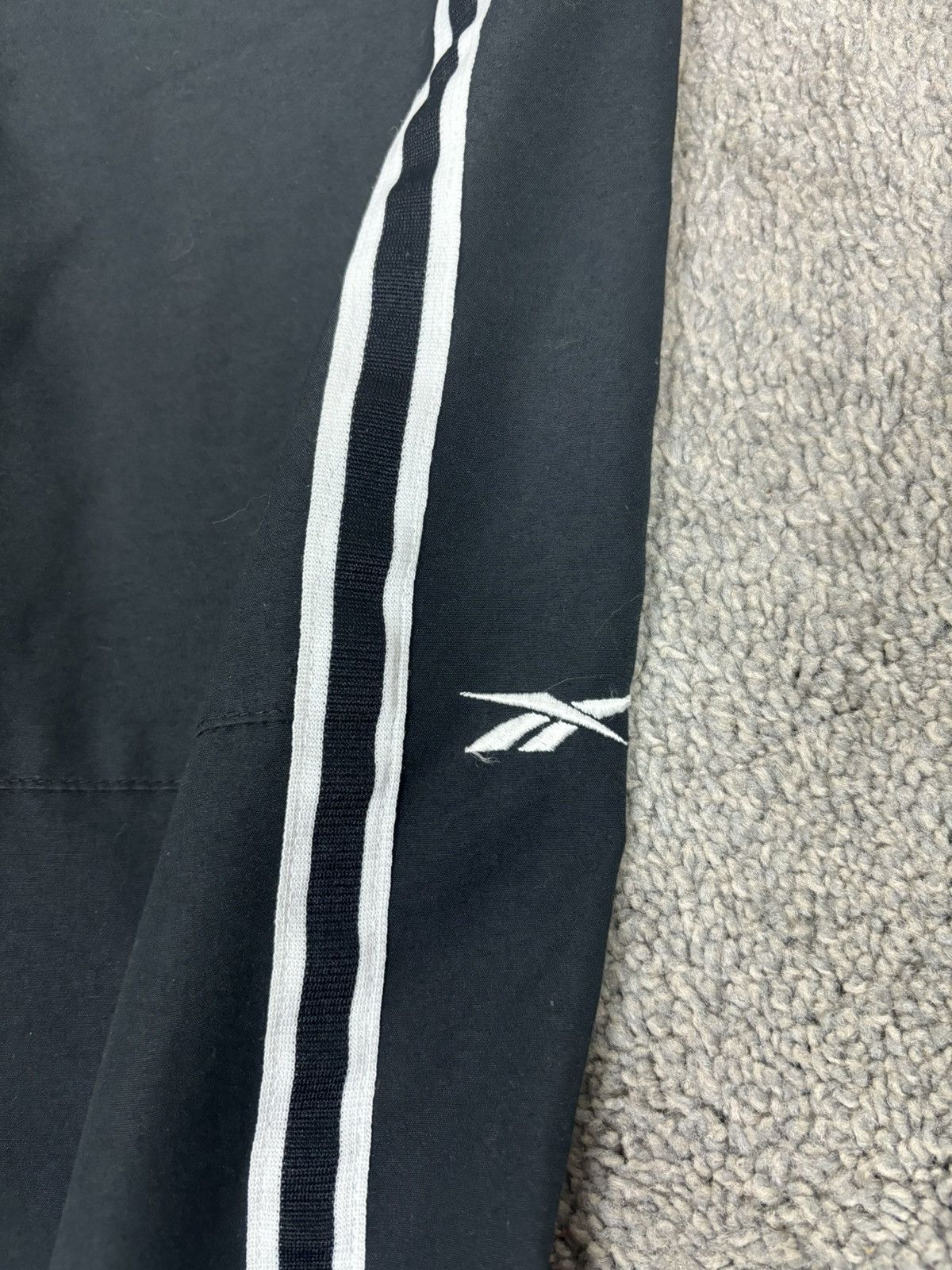 Reebok Y2k black with white striped net lined reebok track pants Size US 30 / EU 46 - 5 Thumbnail