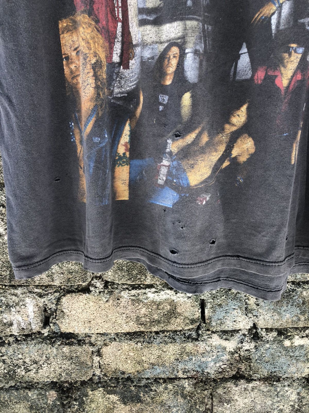 Band Tees 💥RARE Vintage Sunfaded Distressed 90s Gun N Roses Band Tees Size US XL / EU 56 / 4 - 7 Thumbnail