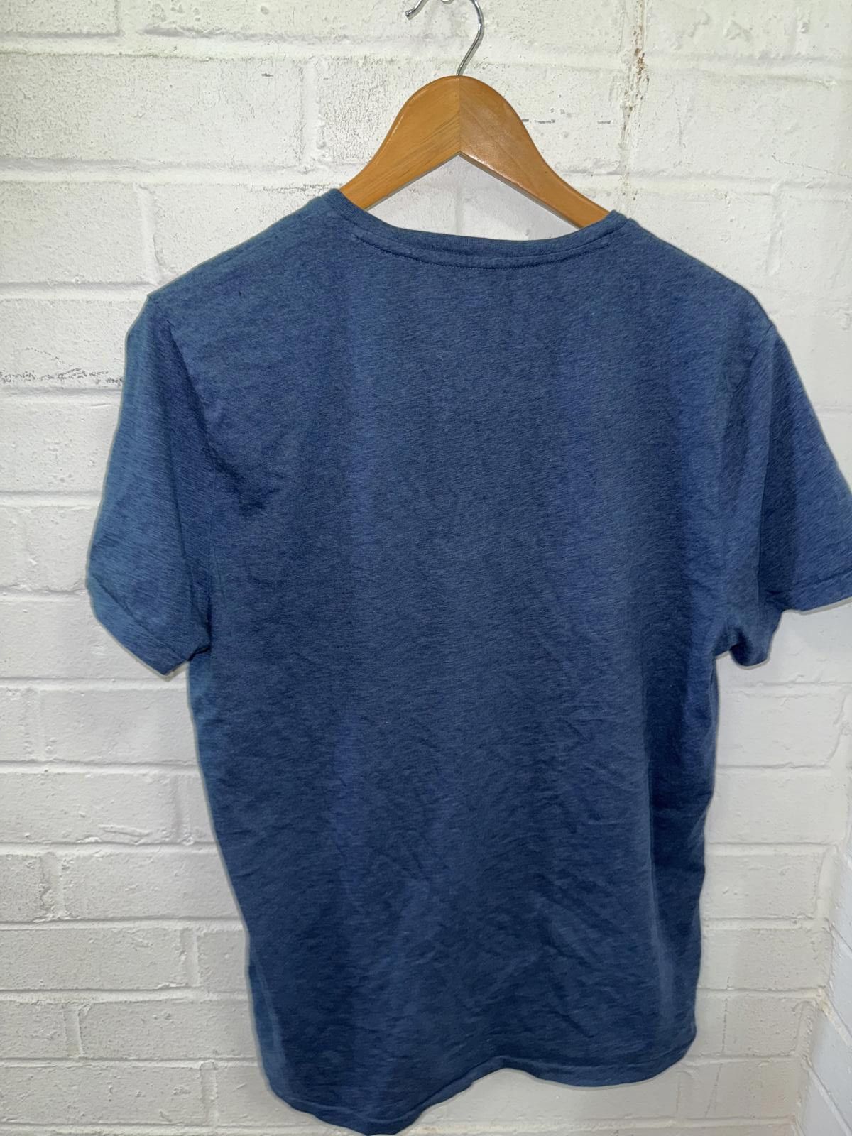 Polo Ralph Lauren Polo Ralph Lauren Custom Slim Fit V-Neck T-Shirt - Size L Size US L / EU 52-54 / 3 - 4 Thumbnail