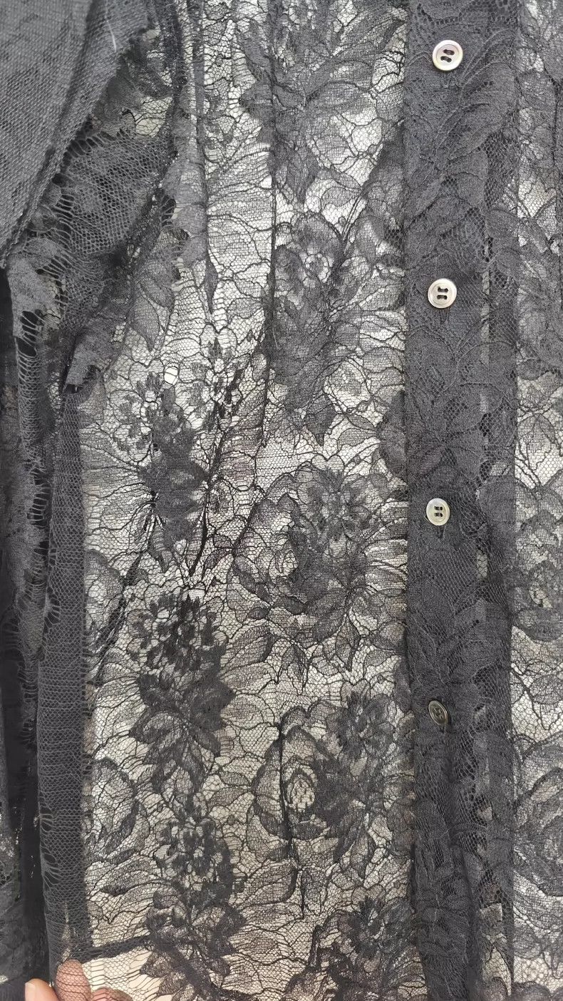 Comme des Garcons Comme Des Garcons Floral Black Lace Shirt Size XS / US 0-2 / IT 36-38 - 4 Thumbnail