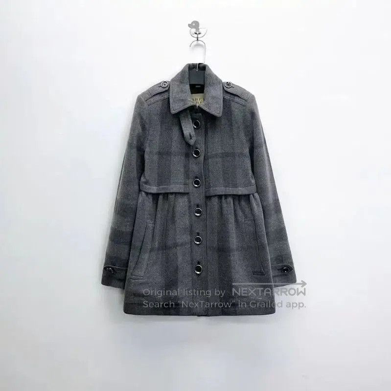 Burberry Burberry Gray Wool Check Mid-Length Coat. Size S / US 4 / IT 40 - 1 Thumbnail