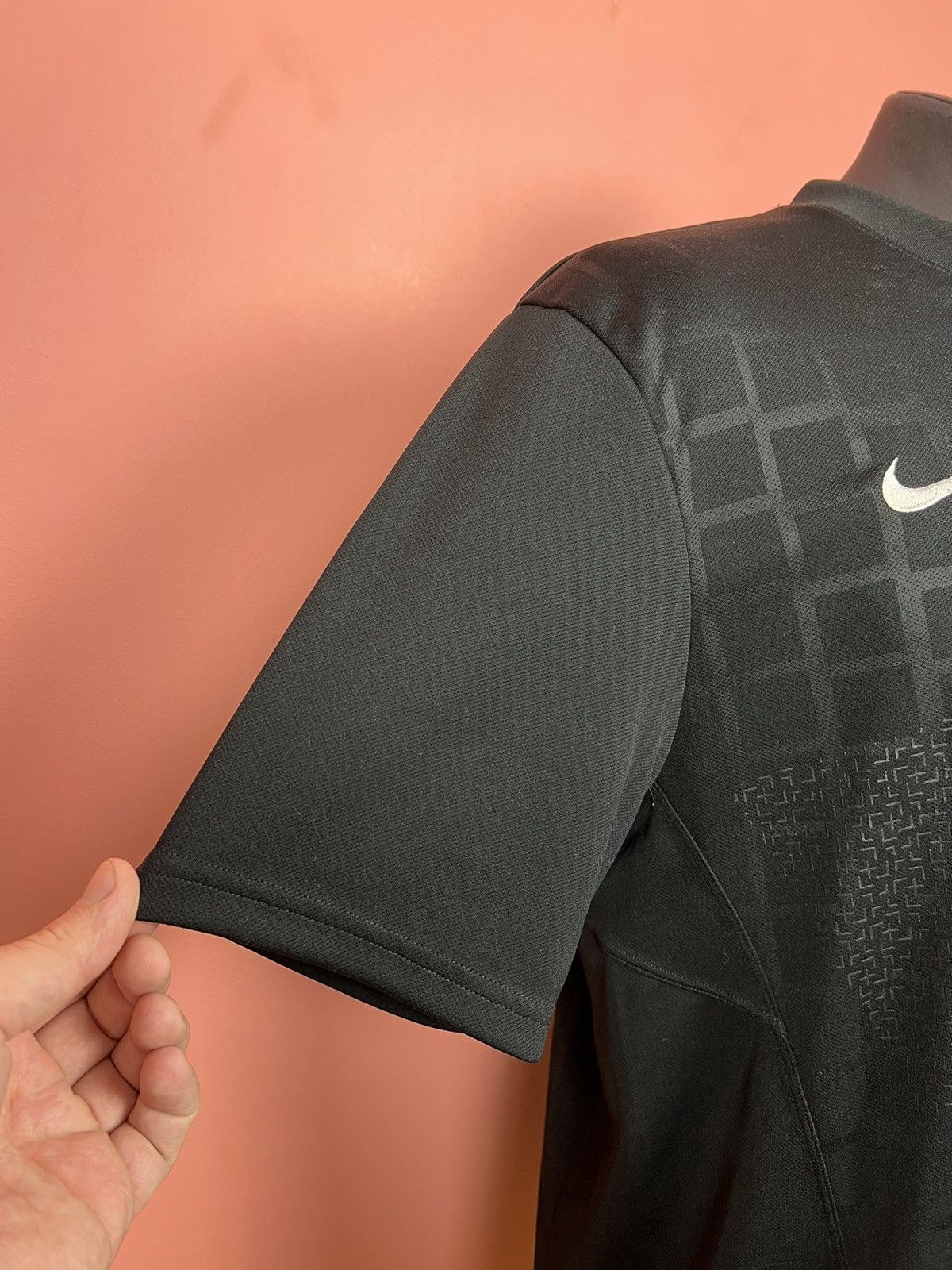 Nike Nike England jersey y2k casual hype football Size US L / EU 52-54 / 3 - 3 Thumbnail