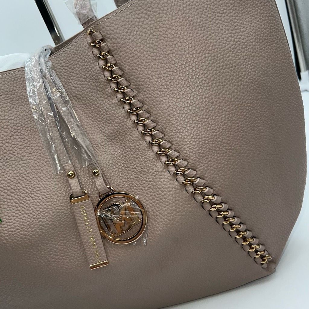 Badgley Mischka Badgley Mischka Decorative Chain Tote in Taupe Vegan Leather Size ONE SIZE - 4 Thumbnail