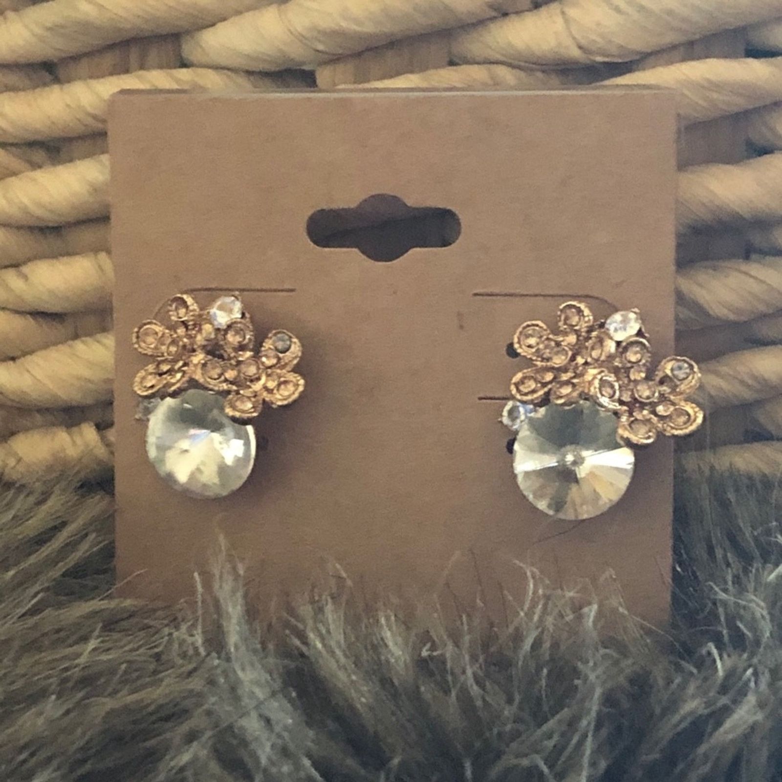 Vintage Vintage rivoli glass crystal pierced earrings Size ONE SIZE - 1 Thumbnail