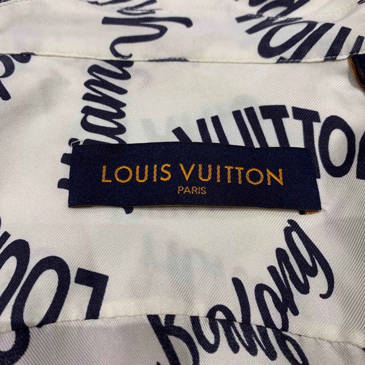Louis Vuitton LV White Monogram Short Sleeve S 95 New 2 Buttons Replaced Size US S / EU 44-46 / 1 - 5 Thumbnail