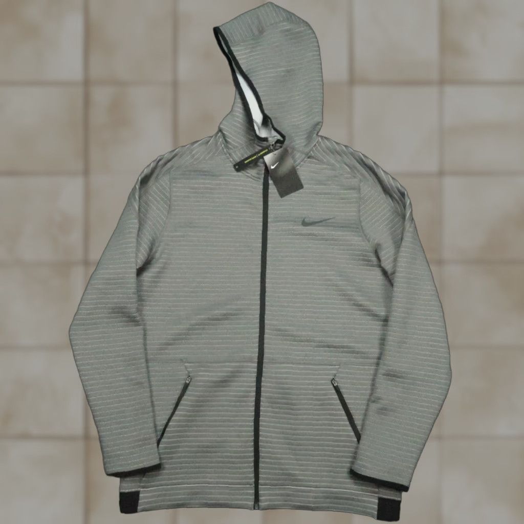 Nike Nike Hoodie Men L Gray Pro Training Full Zip Pockets Hooded CZ2200 Size US L / EU 52-54 / 3 - 1 Thumbnail