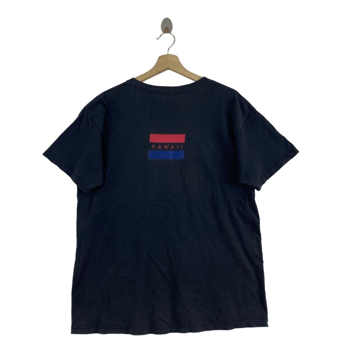 Calvin Klein × Vintage Vintage USA CALVIN KLEIN Hawaii Print Black Short Sleeve Size US L / EU 52-54 / 3 - 3 Thumbnail