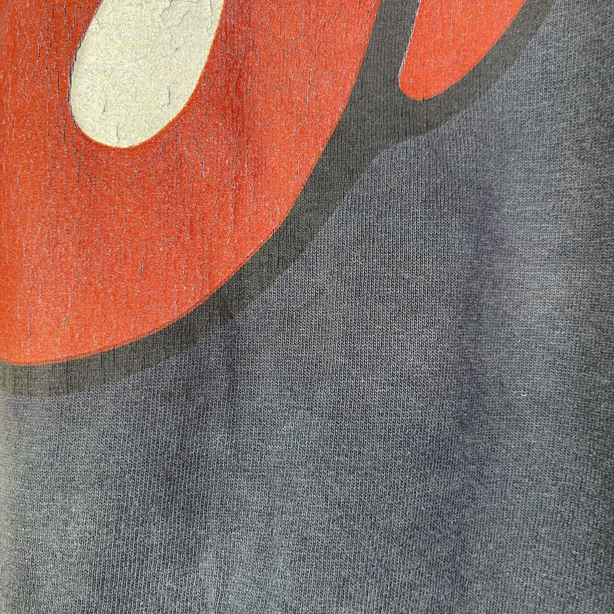 Band Tees Vintage Rolling Stones Withstand Fades Tie Dye Tee Size US L / EU 52-54 / 3 - 6 Thumbnail