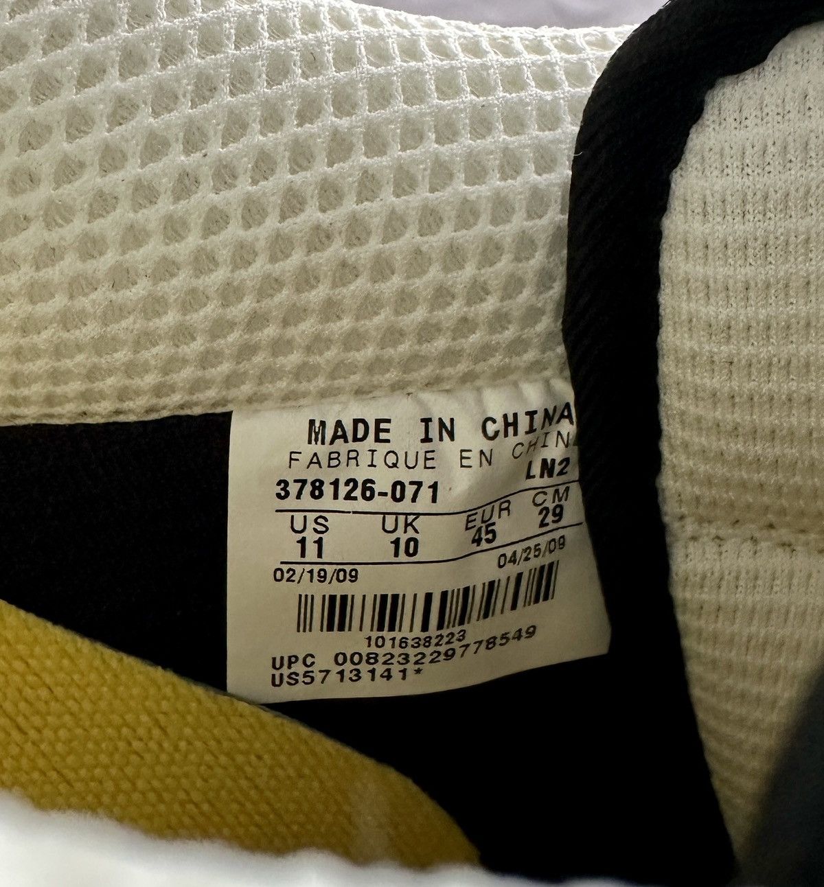 Nike Nike Air Force 1 Low Mr. Cartoon Livestrong Size US 11 / EU 44 - 11 Thumbnail