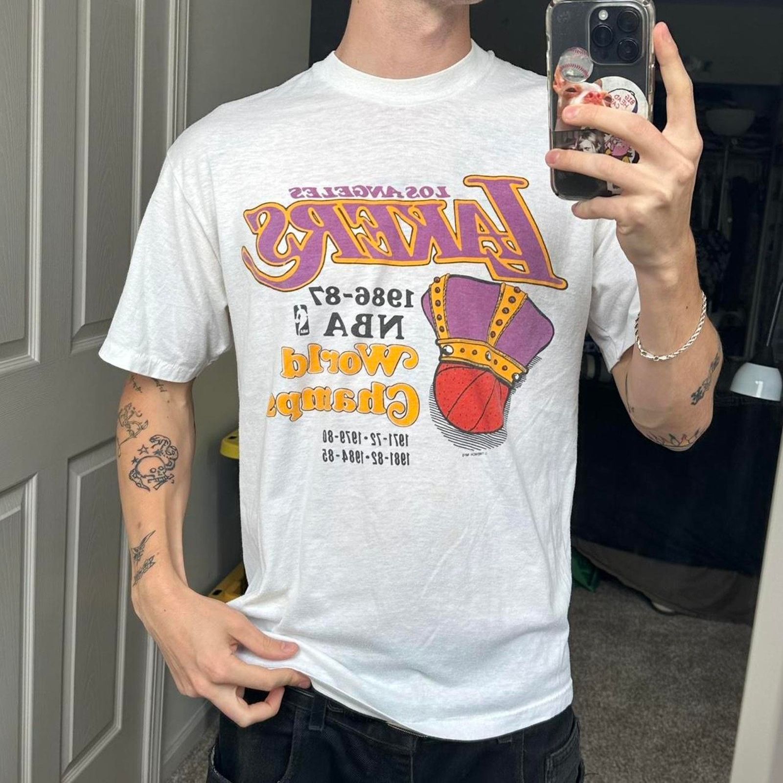 Vintage Rare Vintage 80s NBA Los Angeles Lakers World Champs Shirt Size US XL / EU 56 / 4 - 8 Thumbnail