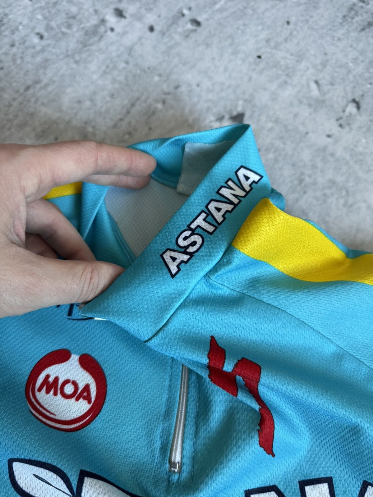 Vintage Astana velo jersey Kazyna Size US M / EU 48-50 / 2 - 4 Thumbnail
