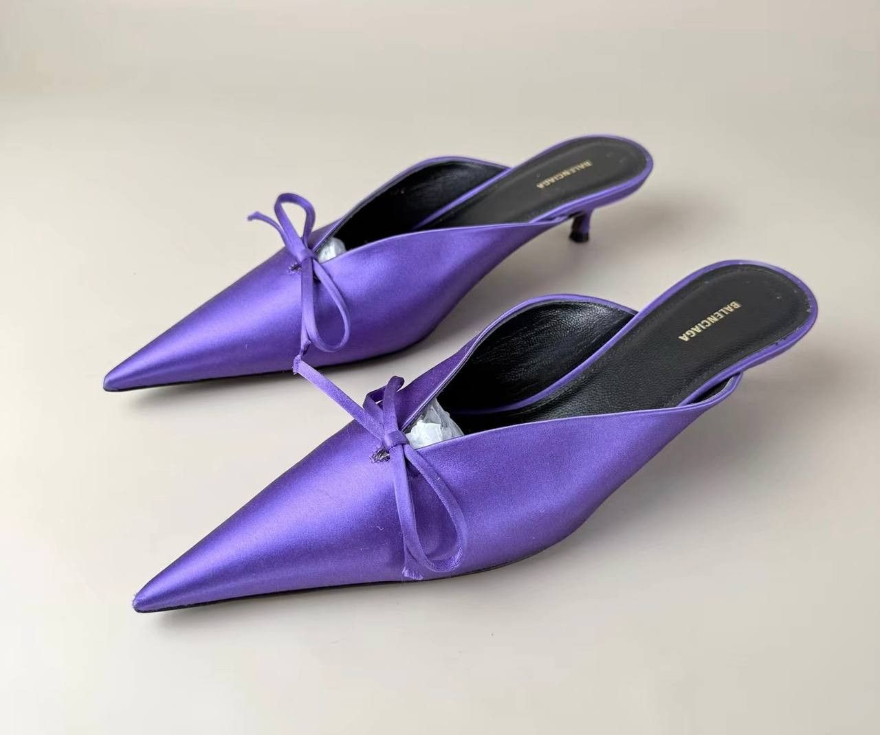 Balenciaga Balenciaga low heel dark purple satin pumps with bow detail Size US 5.5 / IT 35.5 - 1 Thumbnail
