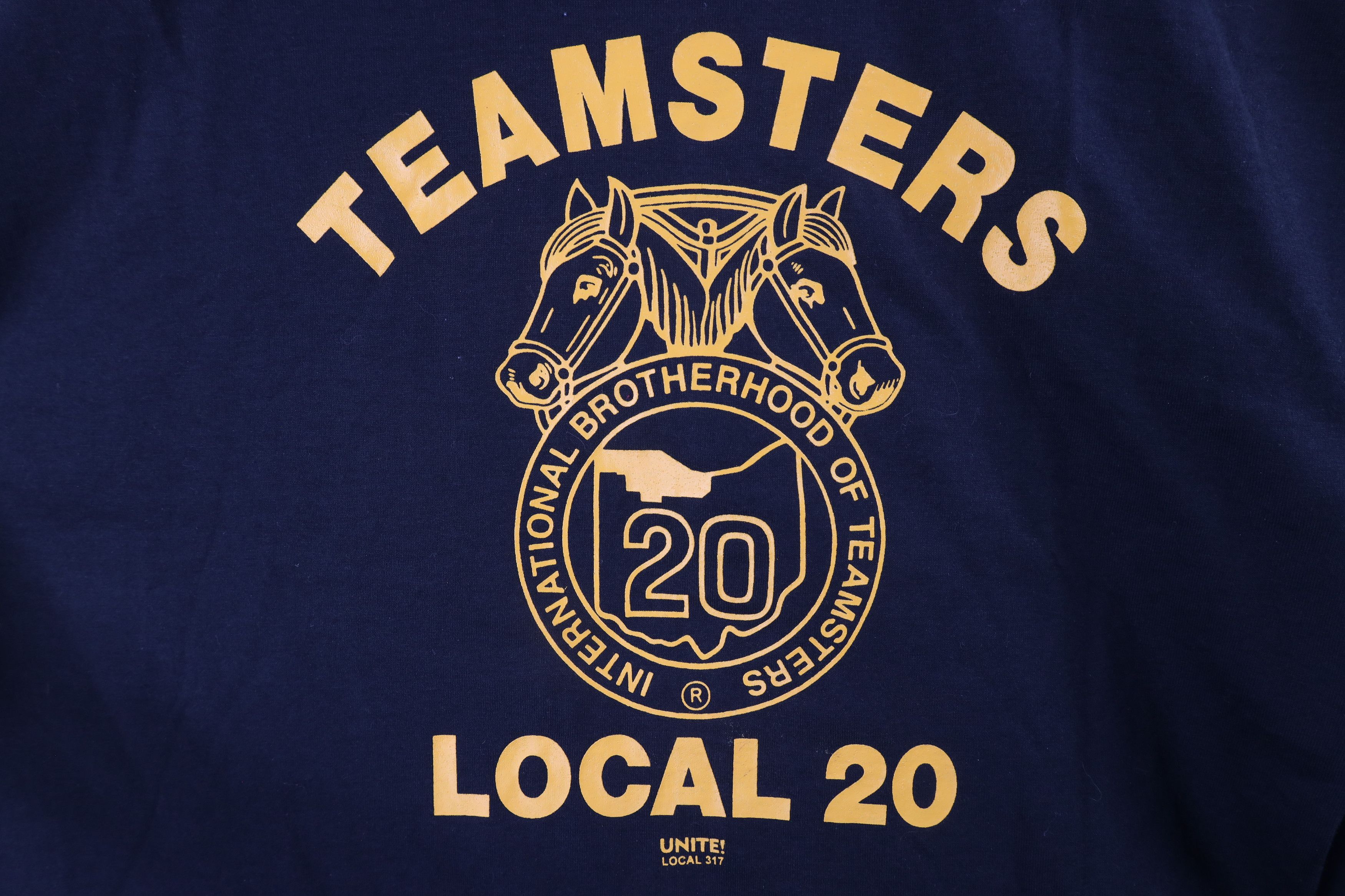 Vintage Vintage 80s 20 Teamsters Union Short Sleeve T-Shirt USA Size US XL / EU 56 / 4 - 4 Thumbnail