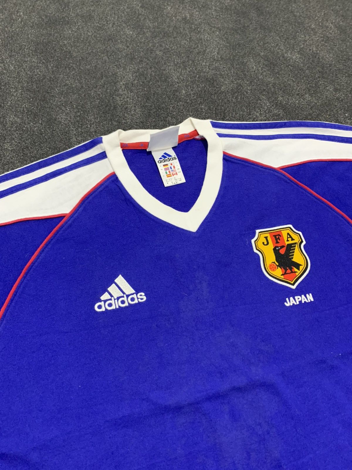 Adidas Japan national team supporter Tshirt Size US L / EU 52-54 / 3 - 2 Thumbnail