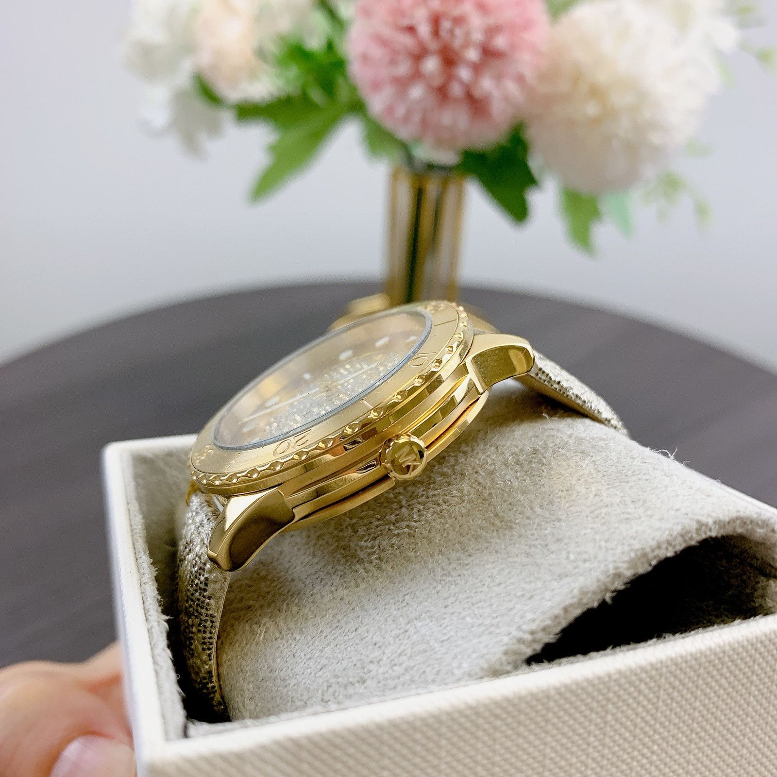 Michael Kors Michael Kors MK6999 Oversized Runway Dive Pavé Size ONE SIZE - 8 Thumbnail