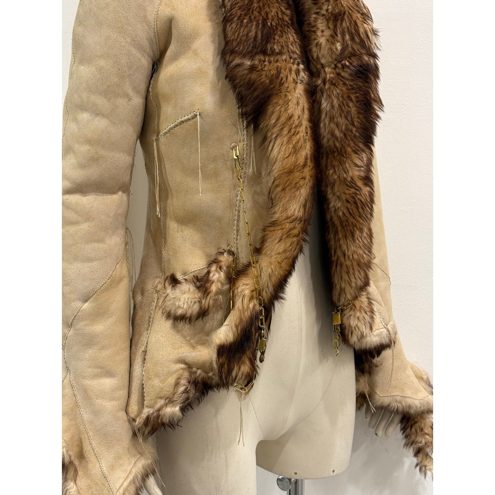 Roberto Cavalli 2000s Roberto Cavalli Shearling leather jacket with chains Size M / US 6-8 / IT 42-44 - 4 Thumbnail