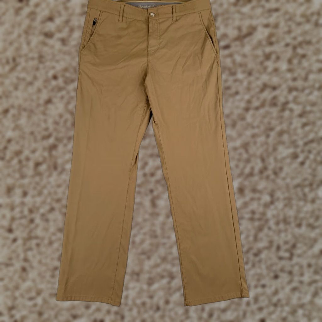 Weatherproof Weatherproof Pants Men Cargo Straight Beige 32x30 Nylon Casual Travel Workwear 32 Mens Beige Pants Weatherproof Size US 32 / EU 48 - 1 Thumbnail
