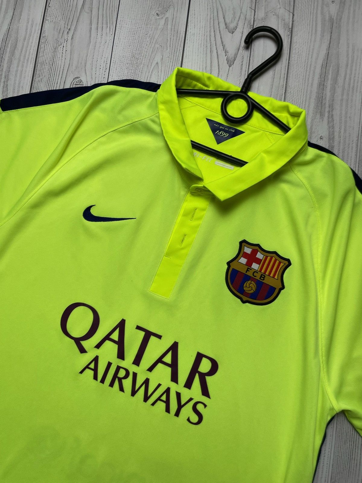 Nike Vintage Nike Barcelona soccer jersey away yellow size XL Size US XL / EU 56 / 4 - 2 Thumbnail