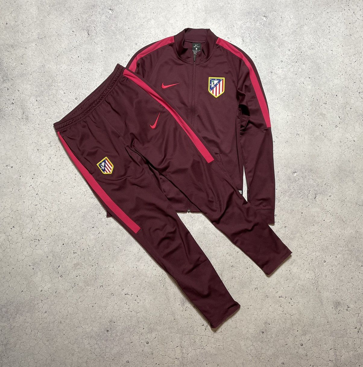 Nike Nike Atletico Madrid Football Track Suit Blokecore Drill Size US S / EU 44-46 / 1 - 1 Thumbnail