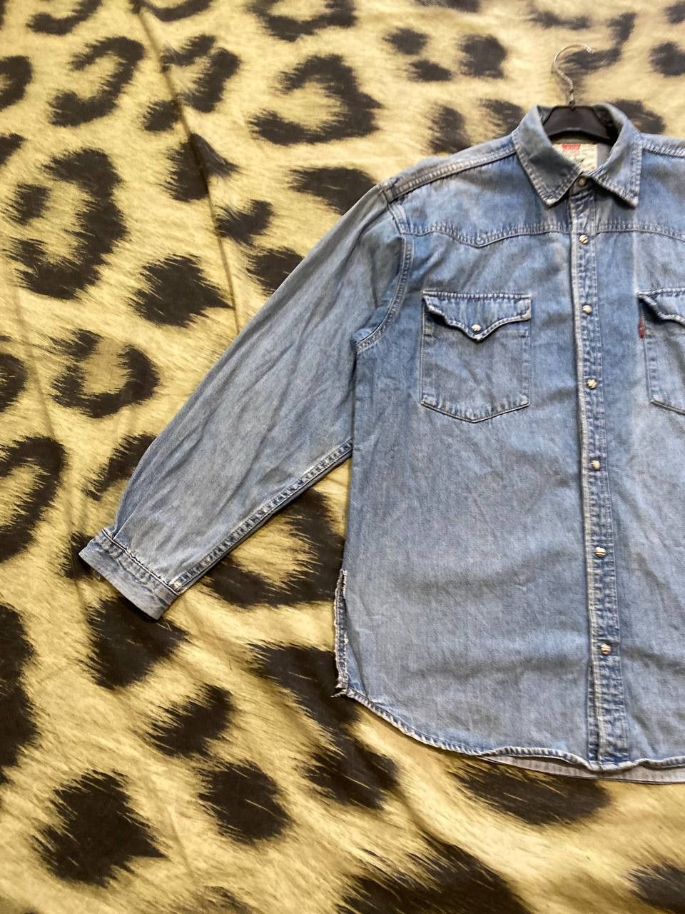 Levi's LEVIS designer distressed denim shirt Size US M / EU 48-50 / 2 - 4 Thumbnail
