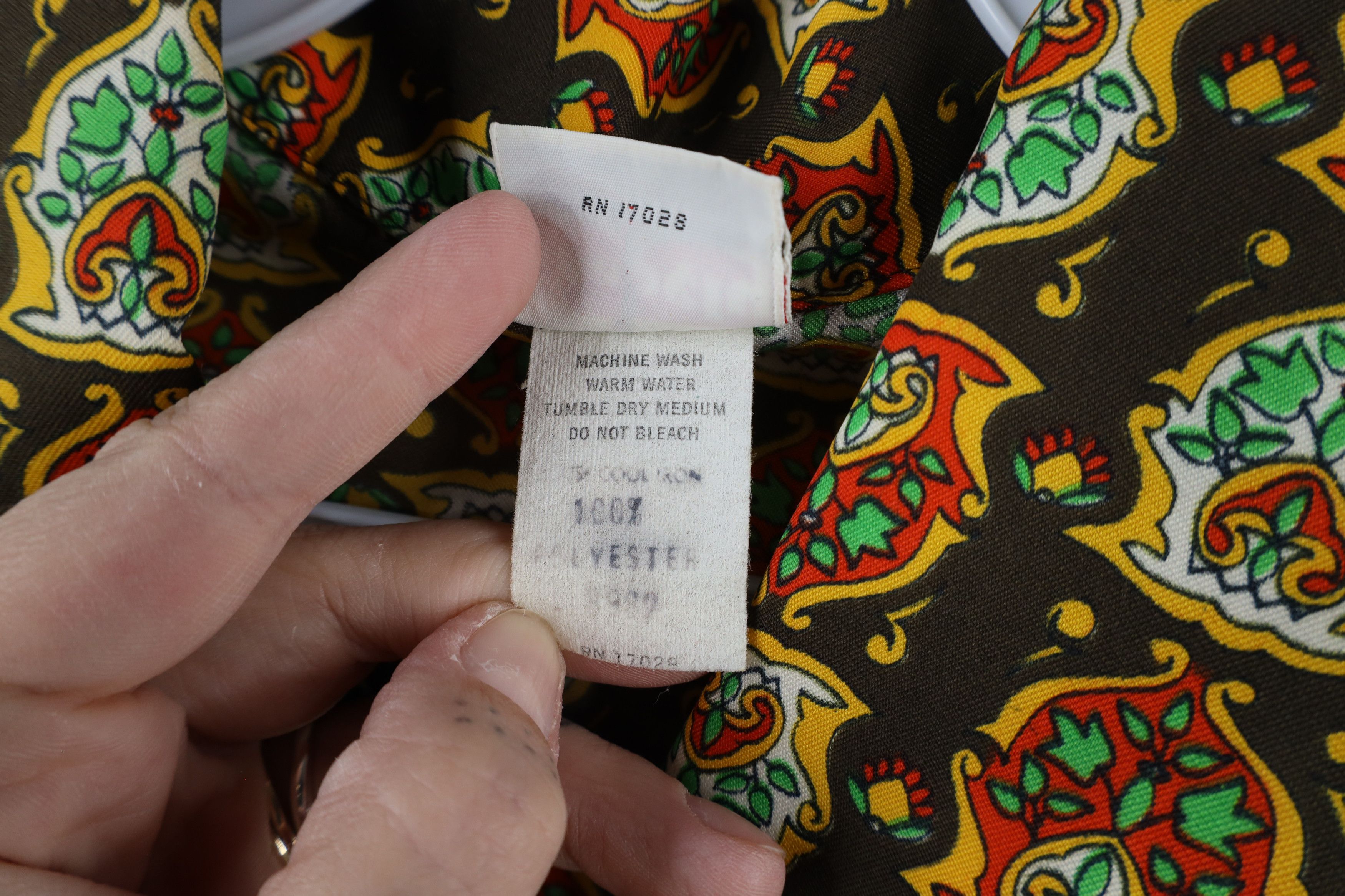 Vintage Vintage 60s 70s Streetwear Crest Flower Button Shirt USA Size XL / US 12-14 / IT 48-50 - 6 Thumbnail