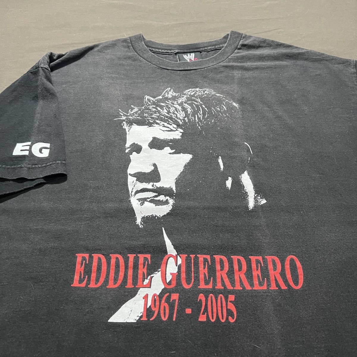 WWE Vintage Y2K Eddie Guerrero Promo Tee 2XL Wrestling Faded Size US XXL / EU 58 / 5 - 3 Thumbnail