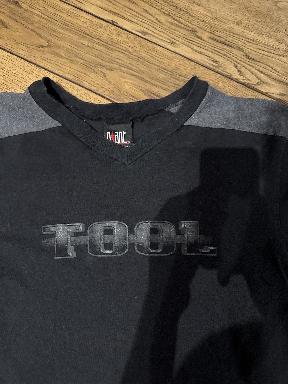 Giant Vintage Tool Band Concert Tee *Rare* Size US M / EU 48-50 / 2 - 2 Thumbnail