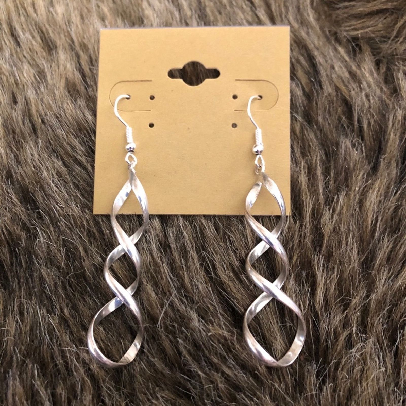 Vintage Vintage repurpose shiny silver twist earrings Size ONE SIZE - 2 Thumbnail