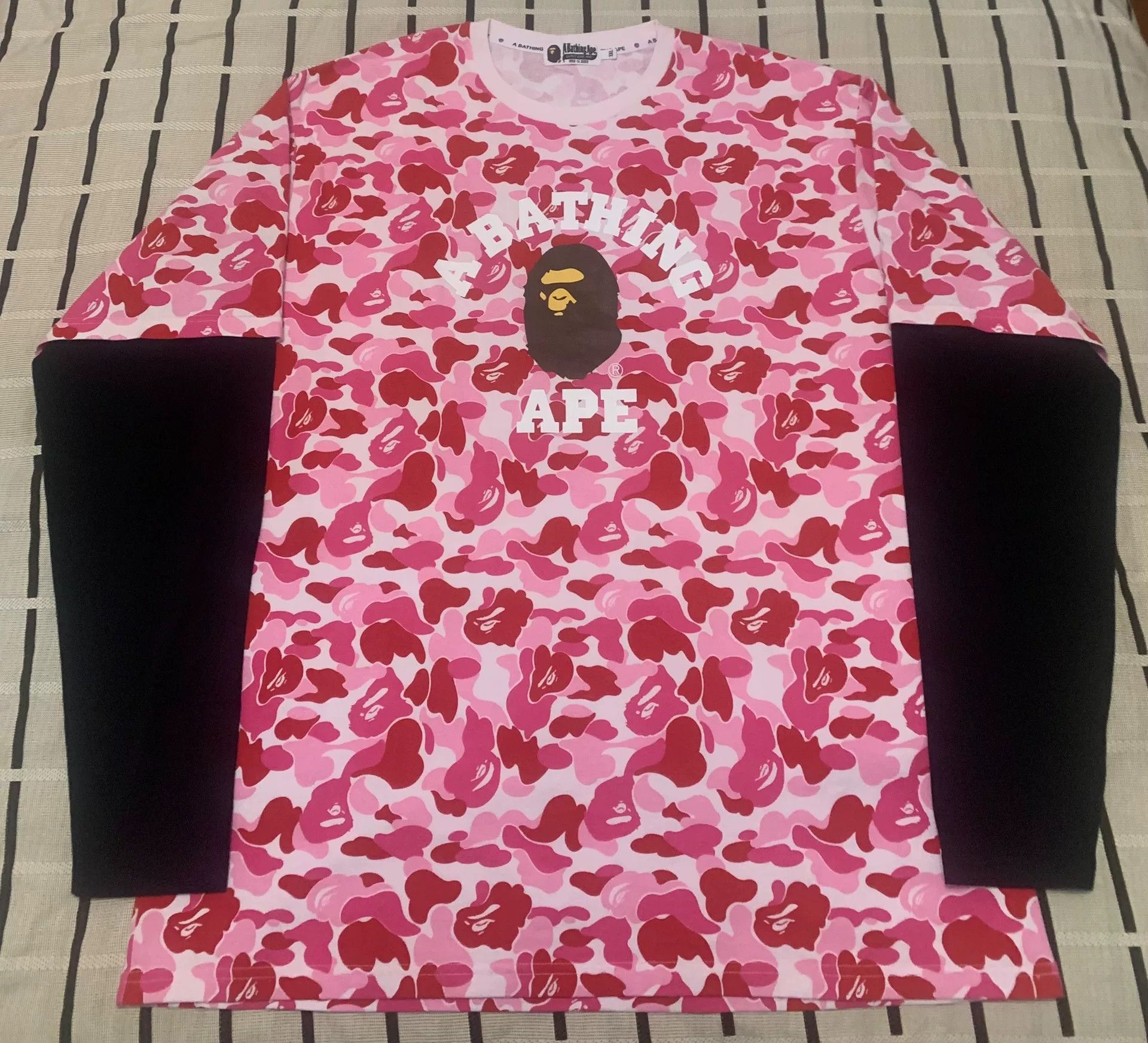 Bape Bape Camo Ape Head Pink T-Shirt XXXL Men Size US XXL / EU 58 / 5 - 1 Thumbnail