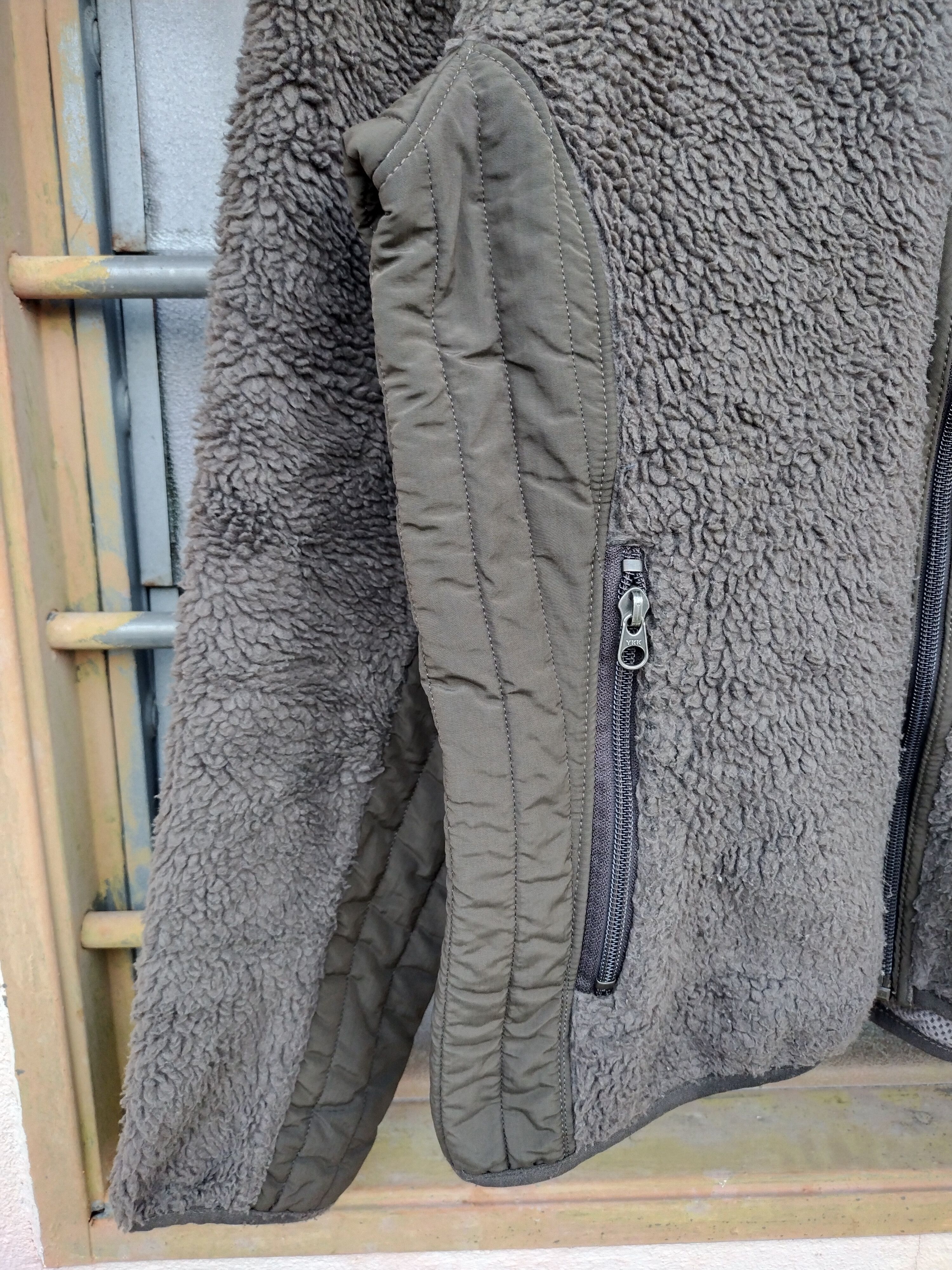 Patagonia Early 00's Patagonia Deep Pile Fleece Jacket Size M / US 6-8 / IT 42-44 - 2 Thumbnail