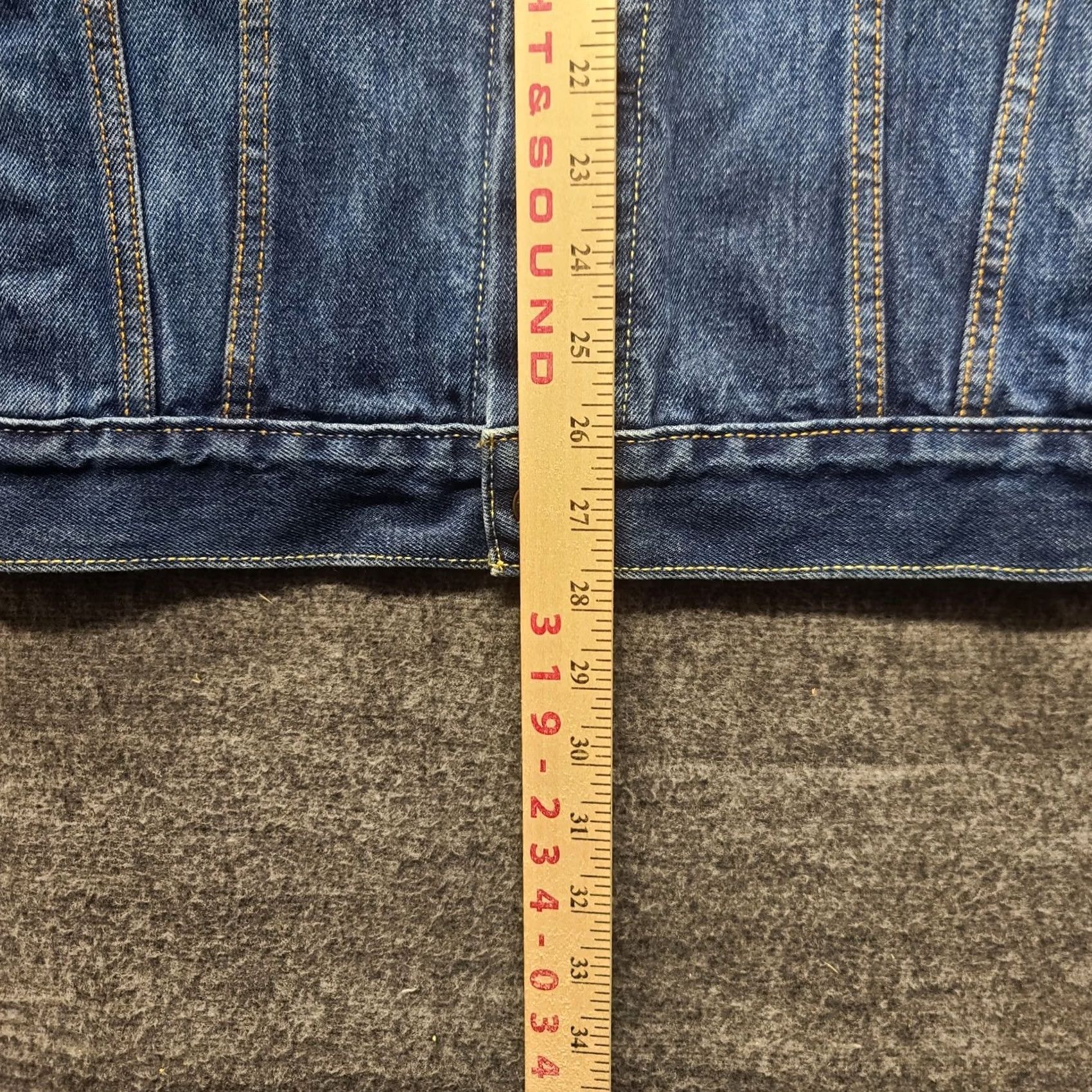 Levi's Levi's Denim Trucker Jacket Mens L Medium Wash Distressed Western Biker 90s Style Jacket Mens Size US L / EU 52-54 / 3 - 5 Thumbnail