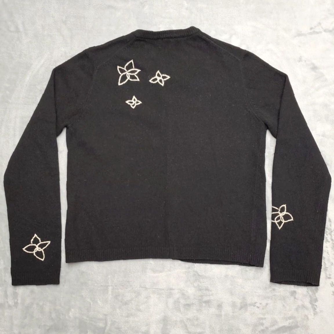 J.Crew VINTAGE J.CREW Cardigan Sweater Womens M Black Floral Embroidered Knit Crew Neck Long Sleeve Wool Linen? Size M / US 6-8 / IT 42-44 - 4 Thumbnail