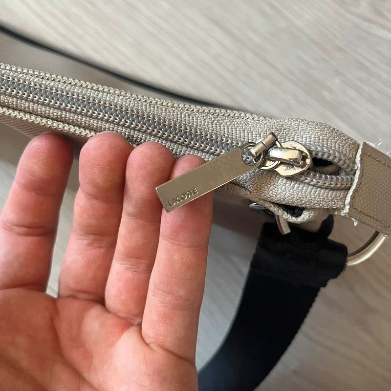 Lacoste Vintage Lacoste Beige Handbag Size ONE SIZE - 5 Thumbnail
