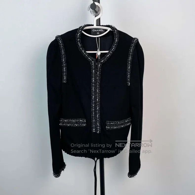 Chanel Chanel Pearl long sleeve Size XS / US 0-2 / IT 36-38 - 1 Thumbnail